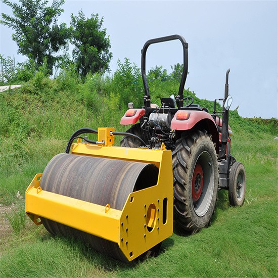 Towed Vibrating Steel Wheel