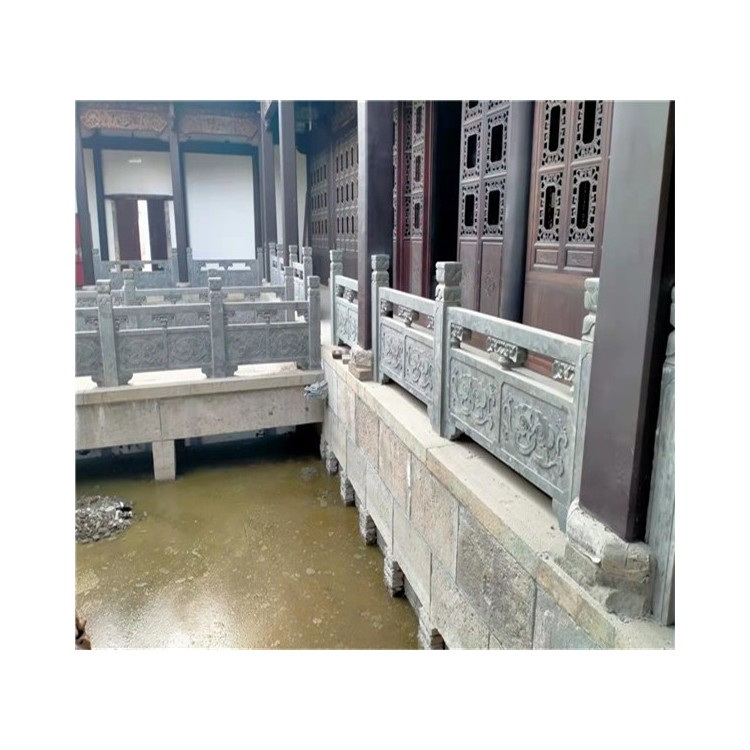 石栏杆